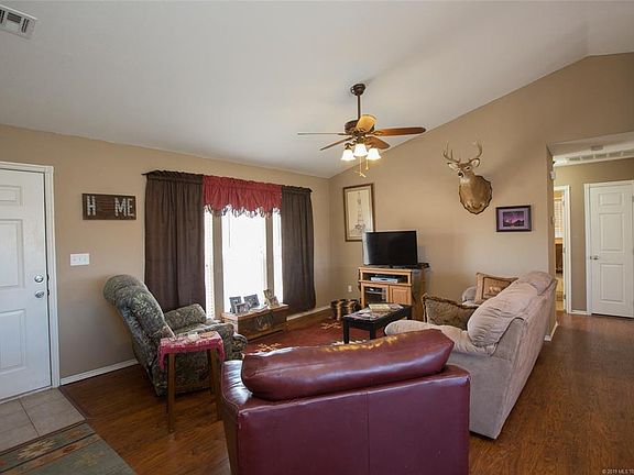 4th image of 14857 E McCloud St