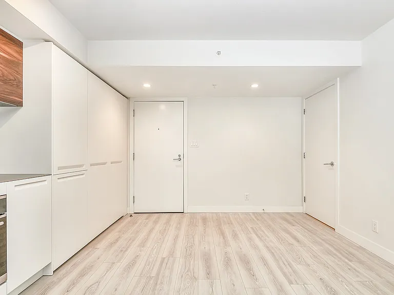 1133 Hornby St #1501 — Photo 6