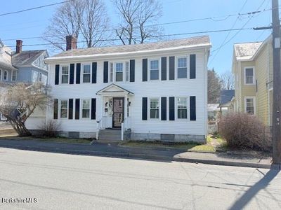90 Washington Ave, North Adams, MA, 01247