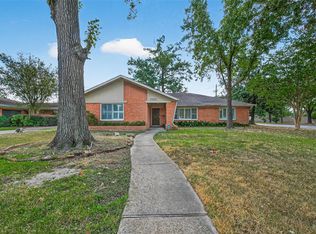 7223 Alderney Dr, Houston, TX 77055