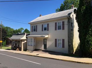 70 Main St, Hampton, NJ 08827