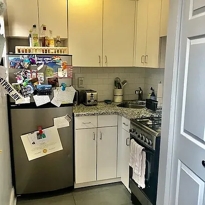 Rented by Buchbinder & Warren | media 10