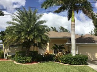 405 SW 29th Ave, Cape Coral, FL 33991