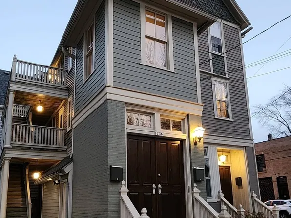 1736 N Pulaski St #3, Milwaukee, WI 53202