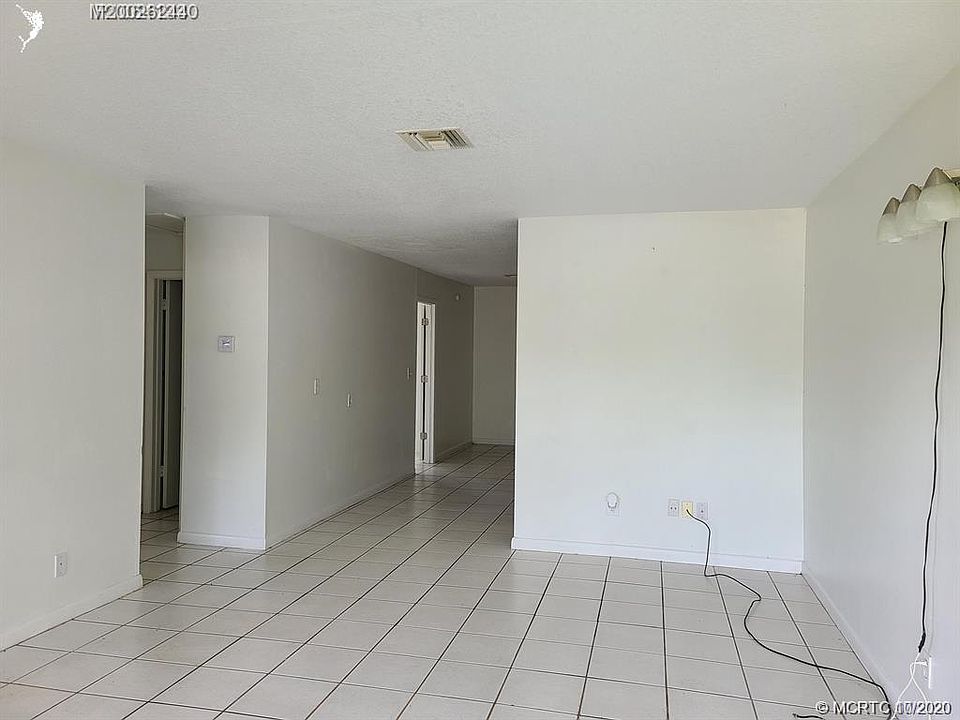 1135 SW Spruce St, Palm City, FL 34990 | Zillow