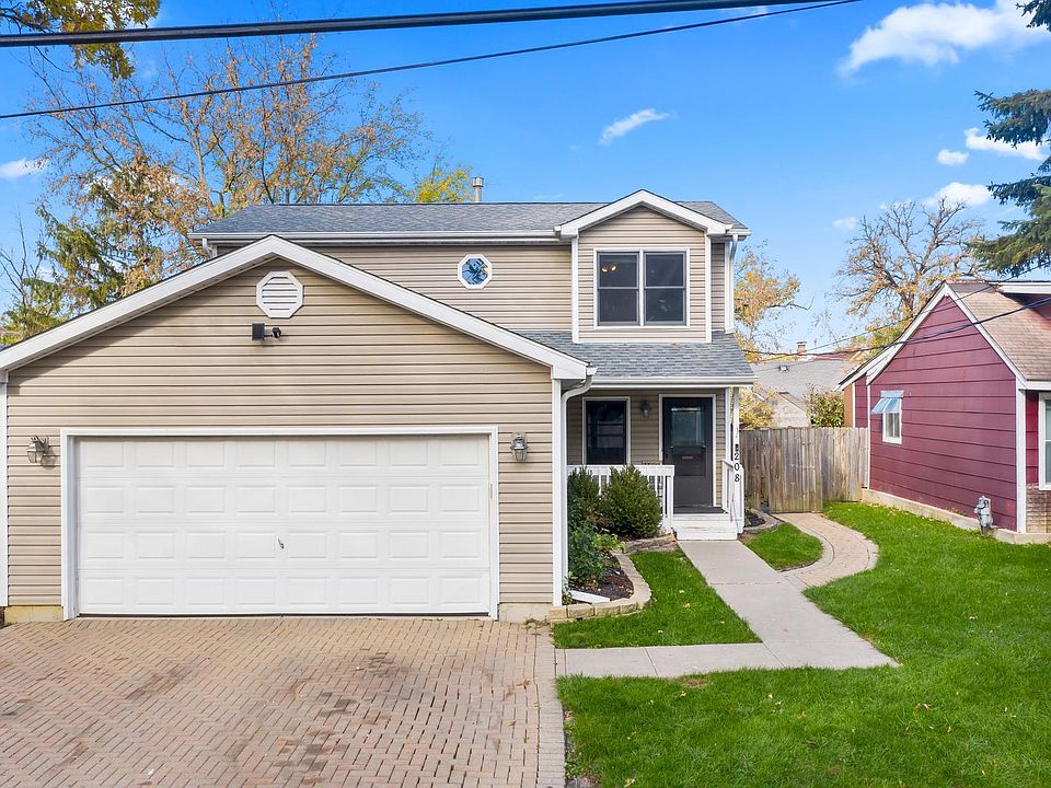 1st image of 208 Oakdale Ave
