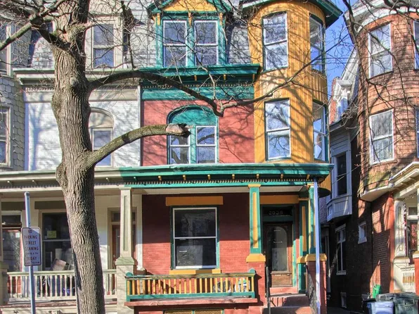2038 Green St, Harrisburg, PA 17102
