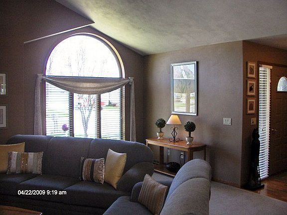 3rd image of 1429 Southridge Dr