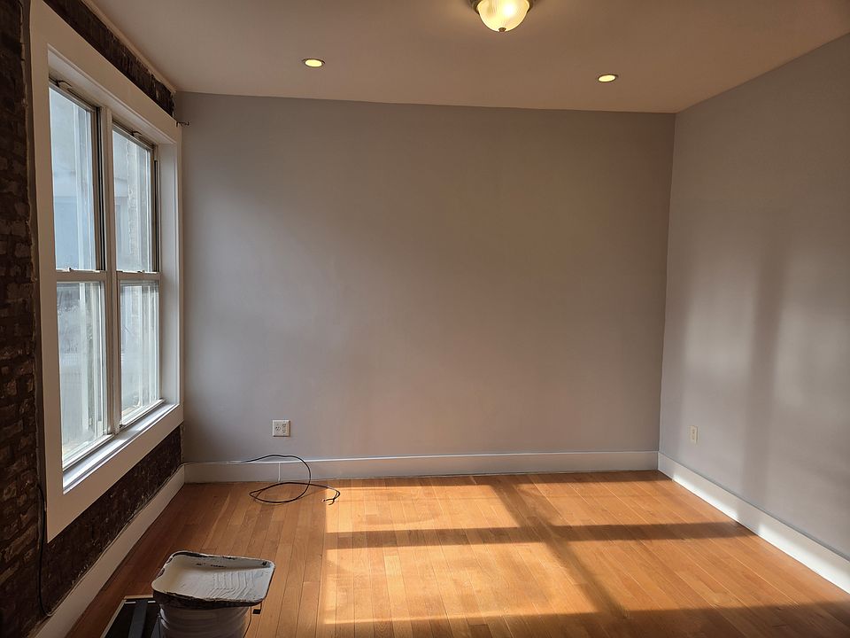 1st image of 1311 Lincoln Pl APT 3D
