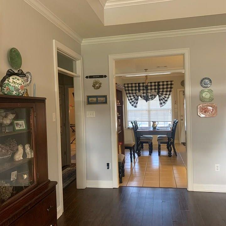 2nd image of 1195 Westfield Dr