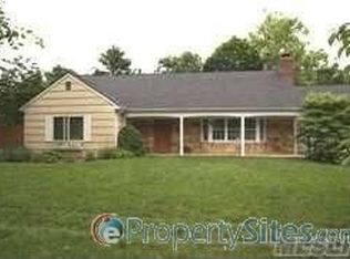 1 Silverspruce Ln, Stony Brook, NY