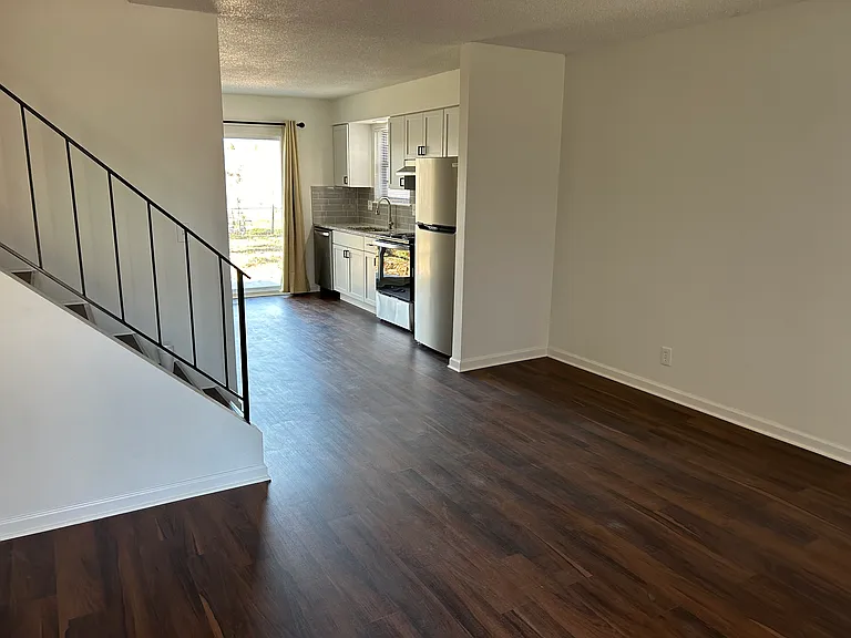 1405 E Haven Ln #1405 — Photo 14
