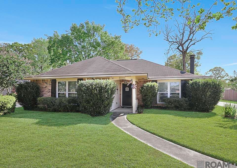 1st image of 1925 W Marsden Pl