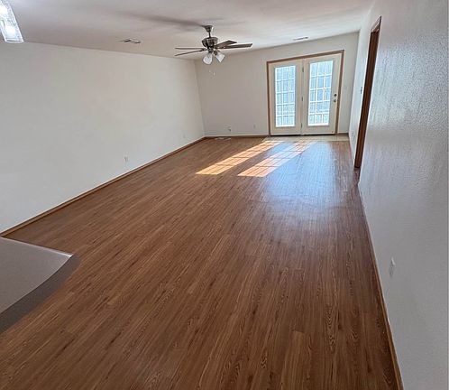 2nd image of 2805 Trailwood Dr #E0a410291