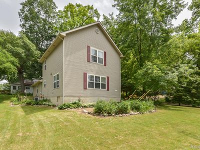 7860 Lakeshore Rd, Whitmore Lake, MI, 48189