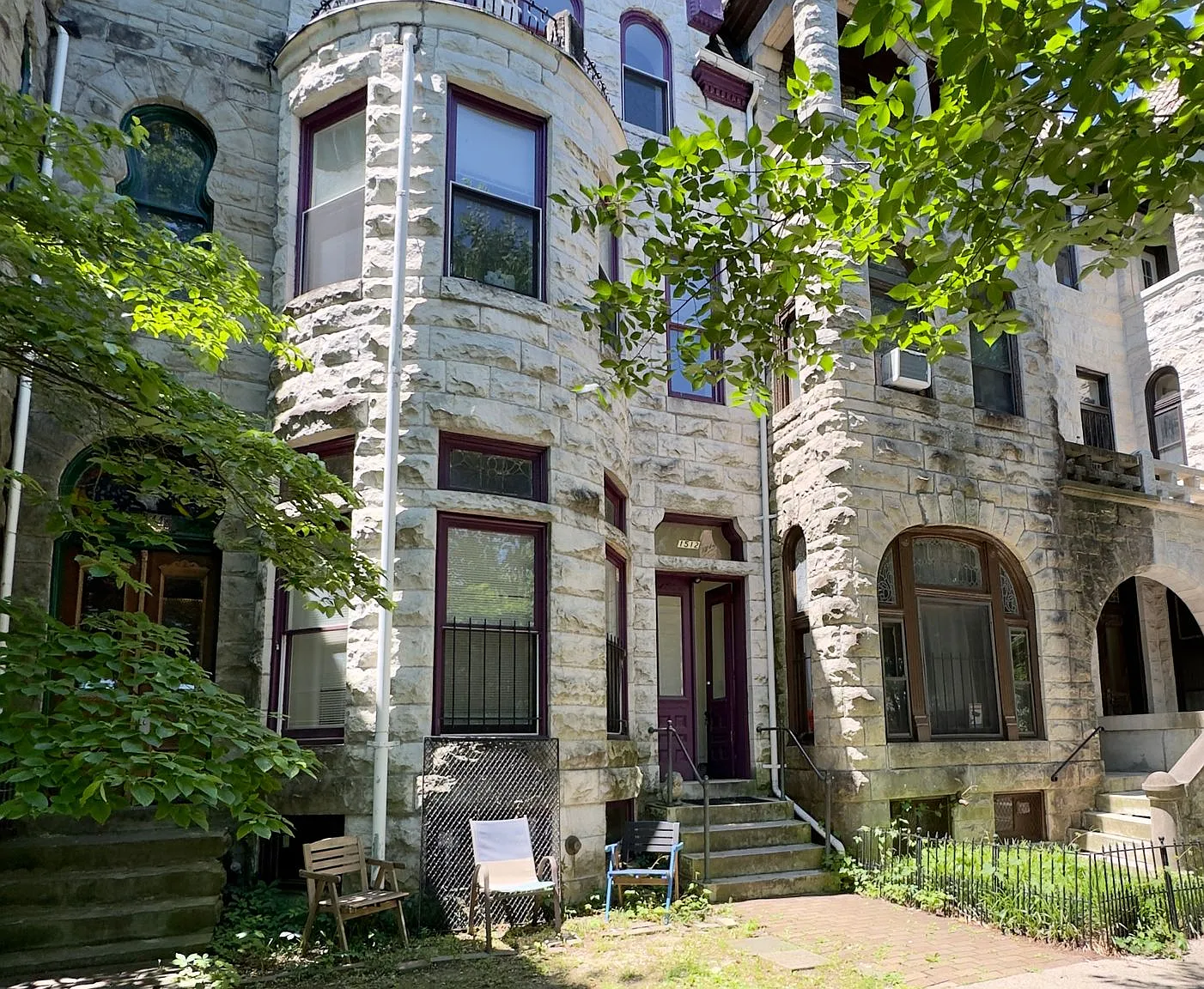 Apartment Units in Bolton Hill, Baltimore, MD! — Photo 1