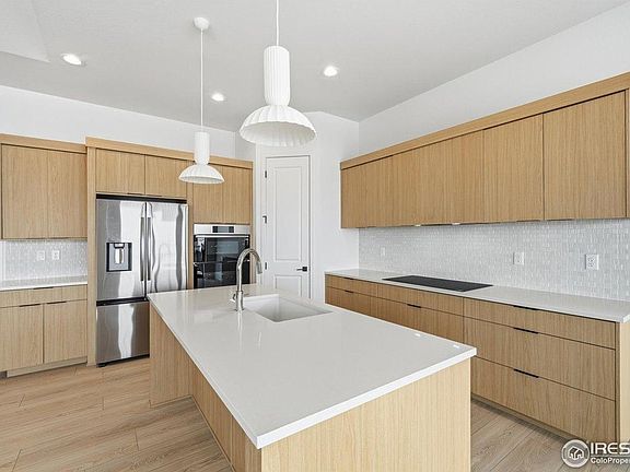 4th image of 125 Boxwood Dr