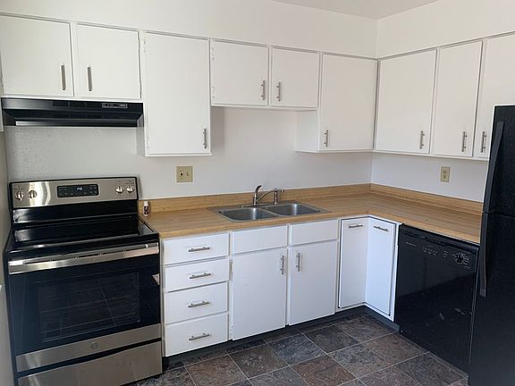 3rd image of 3965 Centennial Blvd #5F931880B