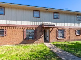 2405 Jaguar Dr #C, Bryan, TX 77807