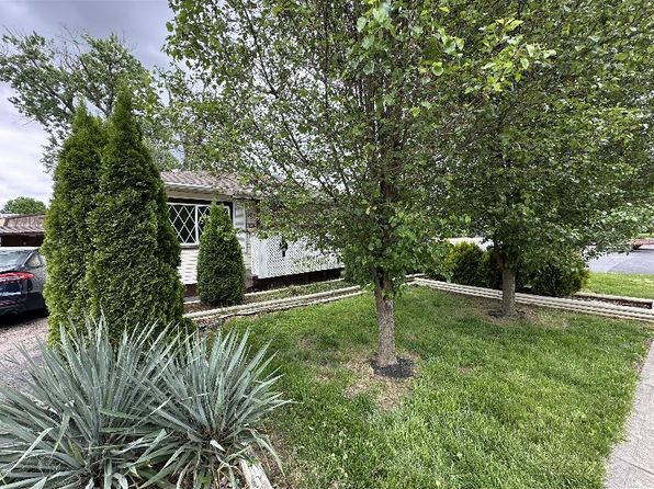 120 N High St