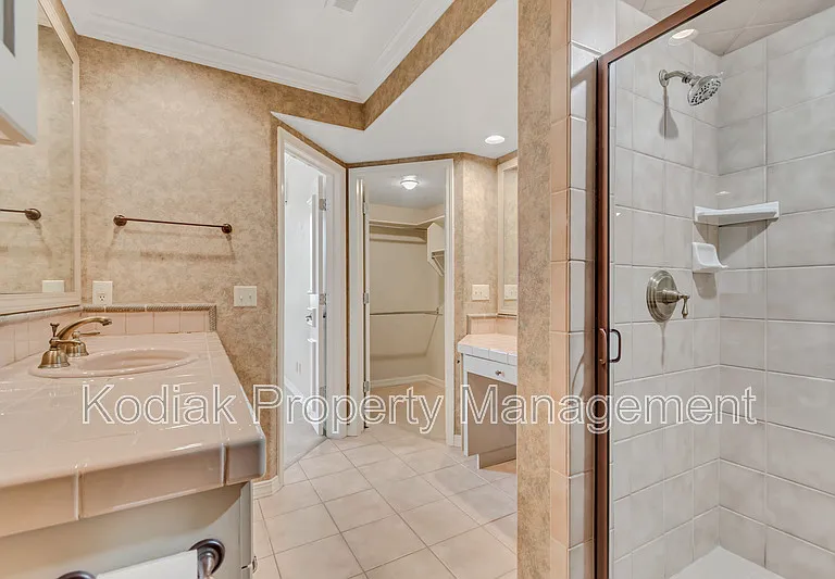 3608 E Crest Mount Cir — Photo 15