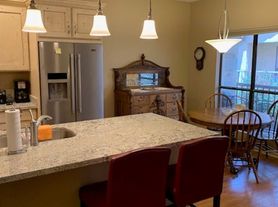 2533-9711 E Mountain View Rd