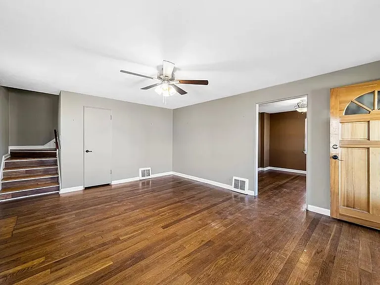 1446 Longfellow Ave — Photo 14