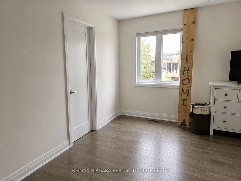 29 Oriole Cres — Photo 19