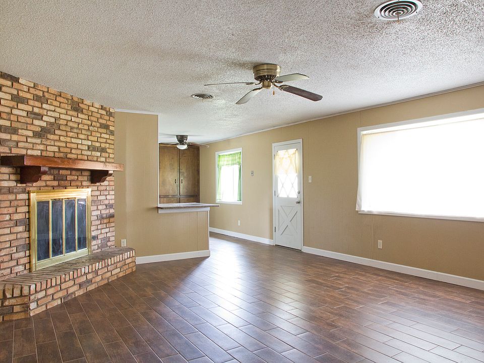 A large, bright great room