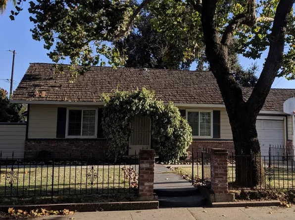 2204 E Poplar St, Stockton, CA 95205