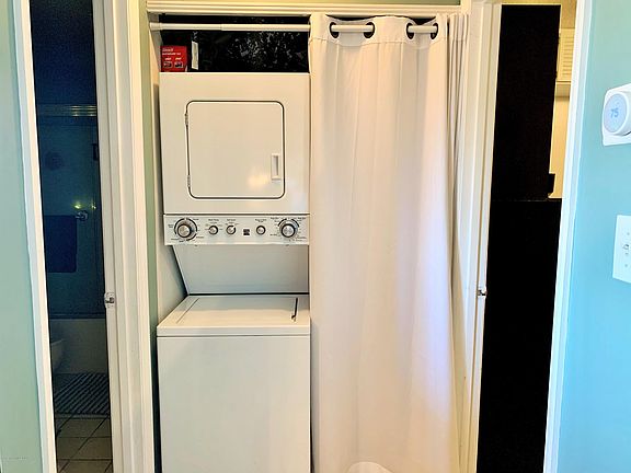 5th image of 202 Beach Park Ln #66