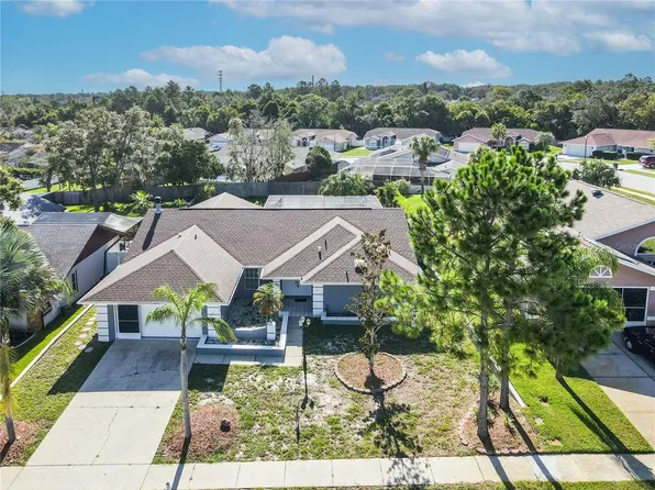18625 White Pine Cir, Hudson, FL 34667