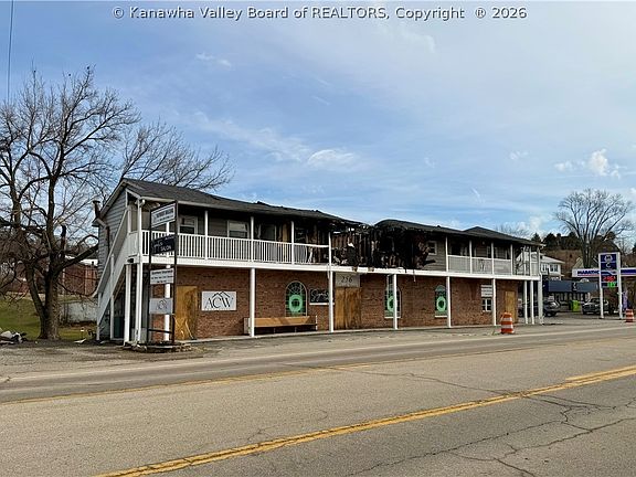 3rd image of 256 S Church St