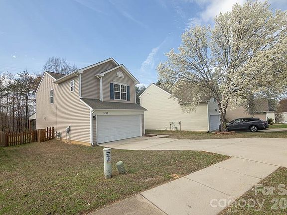 3rd image of 3733 Catawba Creek Dr