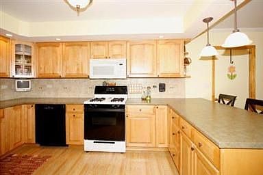 2nd image of 239 N Hale Ave