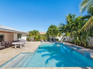 10822 SW 165th Ter, Miami, FL 33157