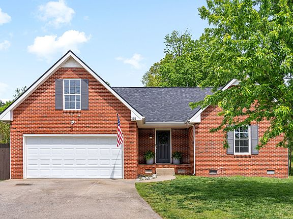 3rd image of 305 Arrowood Dr