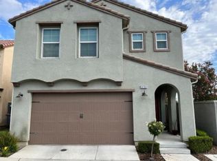 3753 Magnificent Way, Clovis, CA
