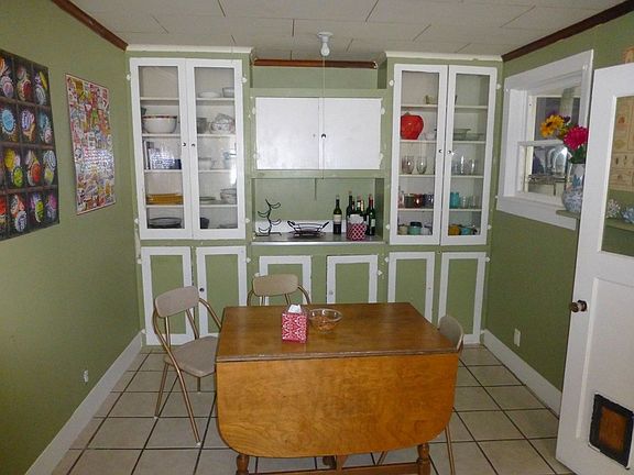 4th image of 1127 High St