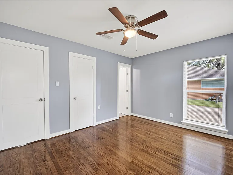 11226 Huggins Dr — Photo 29