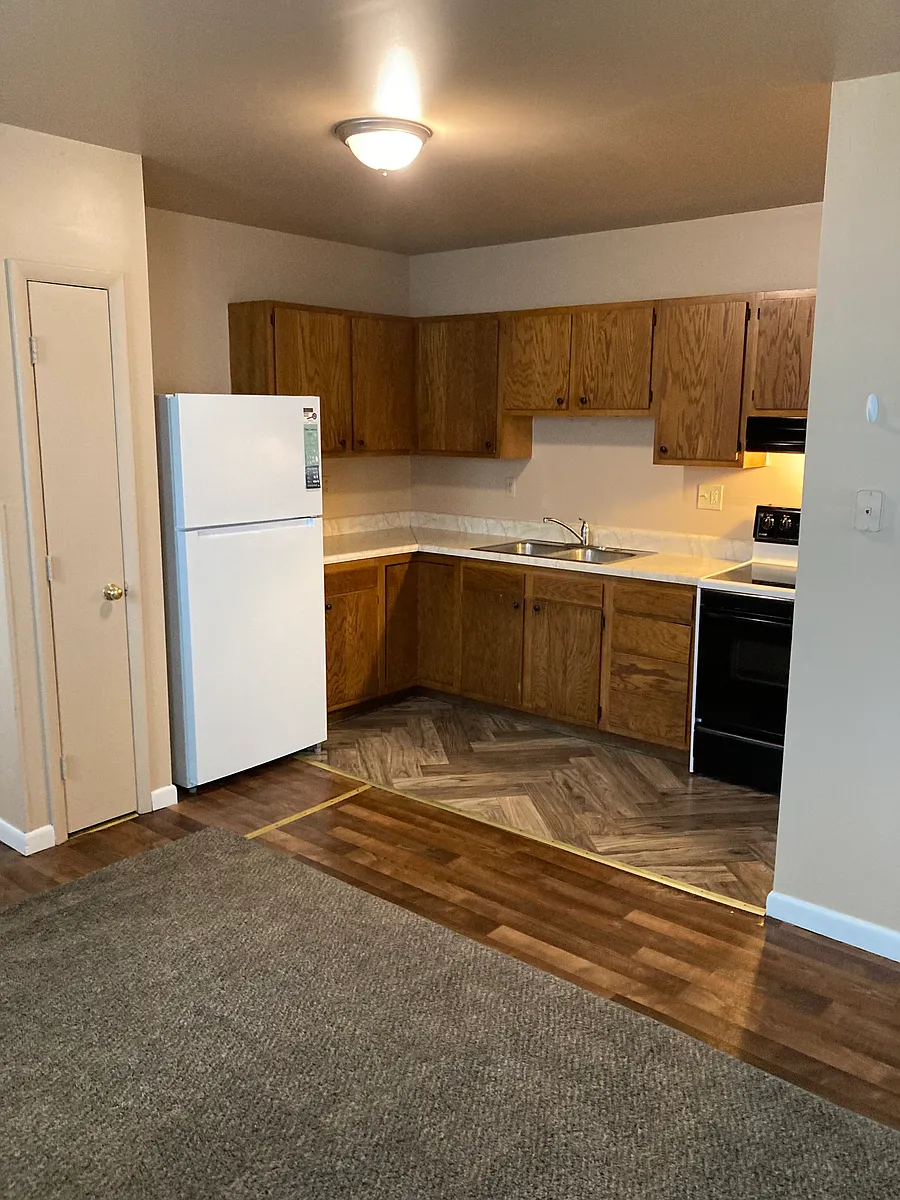 Building Photo - 525 N 9th St #3D