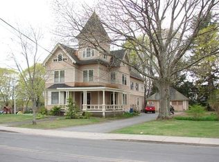 122 Linwood St, Uxbridge, MA 01569