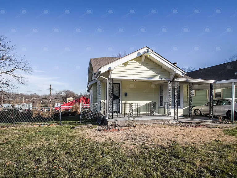 4309 College Ave — Photo 2