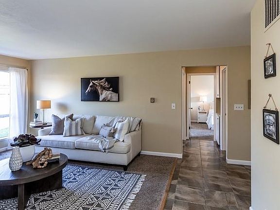 2nd image of 6083 Montalvo Dr