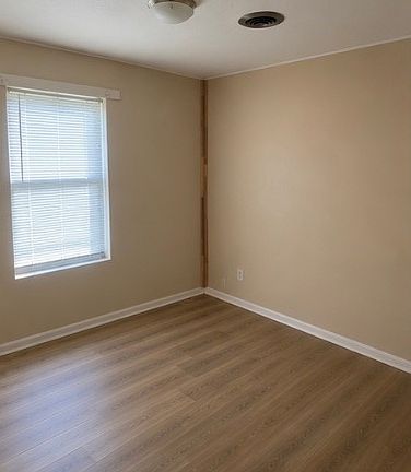 5th image of 3616 Leigh Ln