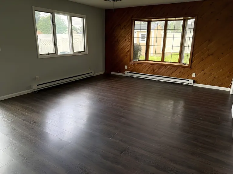 406 Applegate Ave — Photo 8