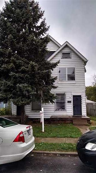 1st image of 2408 N Kenwood Ave