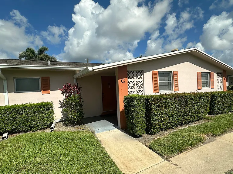 2723 Dudley Dr W #G — Photo 1