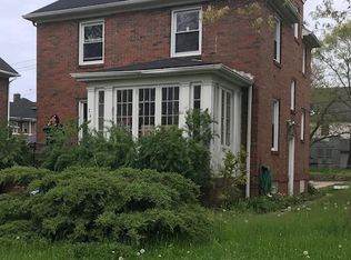 743 Grant St, Gary, IN 46404