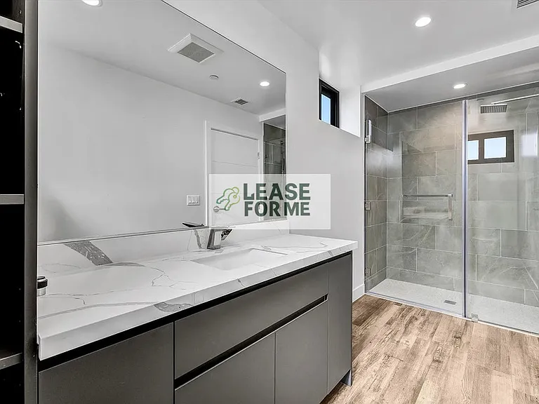1538 S Wilton Pl #201 — Photo 29
